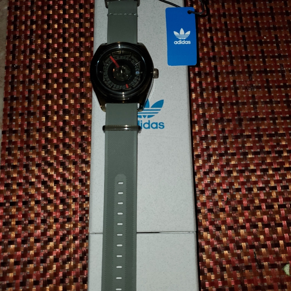 ADIDAS Watch - Picture 3 of 6